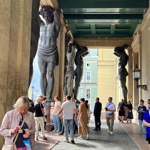 Великолепие дворцов Петербурга