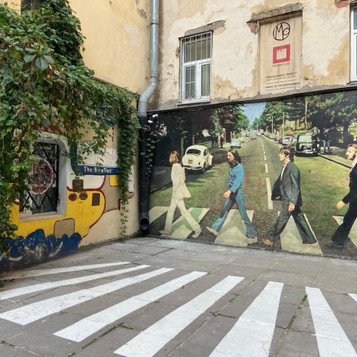 Экскурсия по Музею Битлз Коли Васина