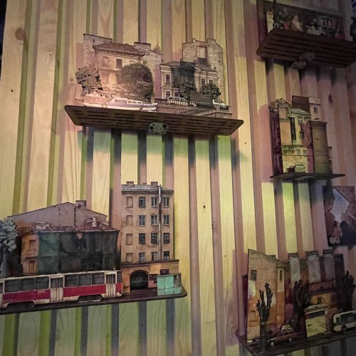 Петербургская ночь: развод мостов и тайные бары на «мини купере»