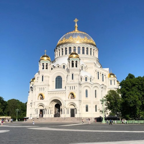 Небоскрёбы и крепости: от Лахта Центра до Кронштадта