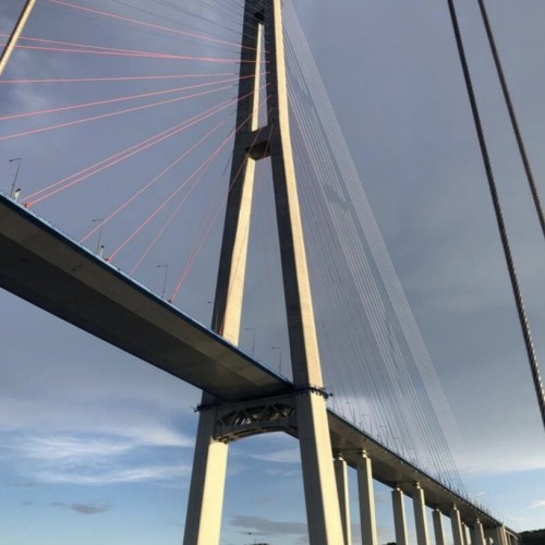 По волнам Японского моря на яхте с маской, сапом и деликатесами (мини-группа)