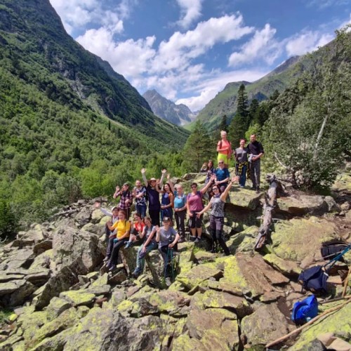 Лёгкий треккинг в горах Домбая с комфортом