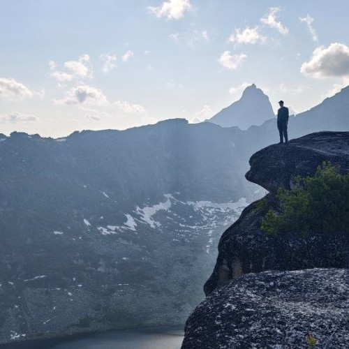 Таёжные водопады парка «Ергаки»: треккинг налегке с ночёвками в палатках