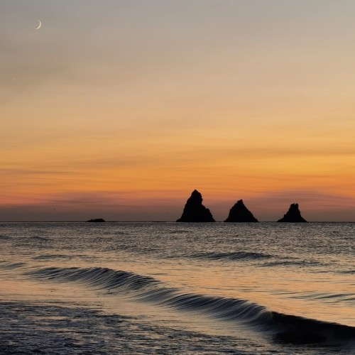 Сахалин с историей: автопутешествие-детокс с ночёвками в палатках на природе (индивидуально)