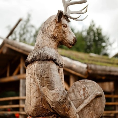 Знакомство с Карелией: хаски, олени, водопады и горный парк «Рускеала» (в группе)