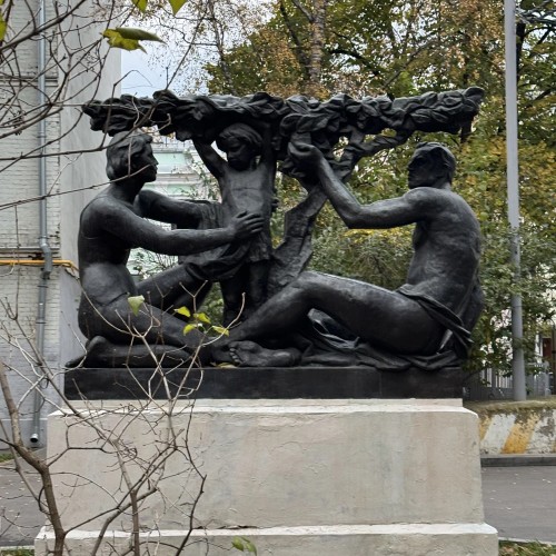 Публичные и не очень дома Сретенки (18+)