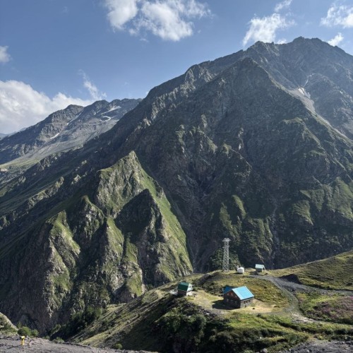 На джипах к горам-исполинам в мини-группе: Домбай, Архыз, Эльбрус и Чегем (из любого города КМВ)