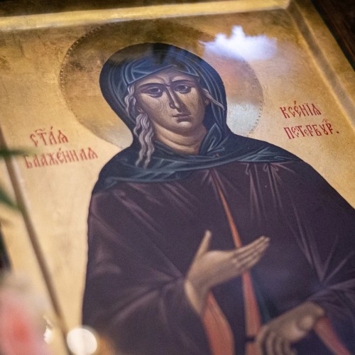 К Ксении Петербургской без очередей: о почитаемой святой и не только