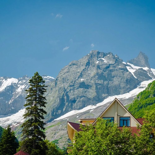Лёгкий треккинг в горах Домбая с комфортом