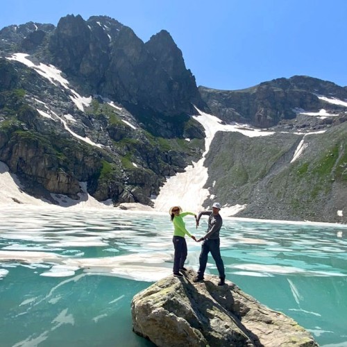 Больше треккинга и озёр в Архызе: без рюкзаков и с проживанием в гостинице