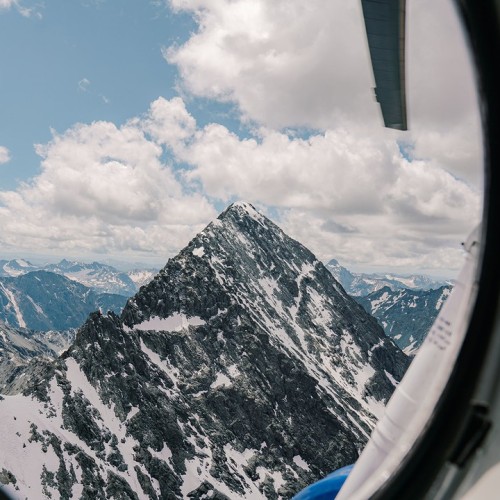 Комфорт-тур на Алтай с фотографом: полёт на вертолёте, парение и главные места (всё включено)
