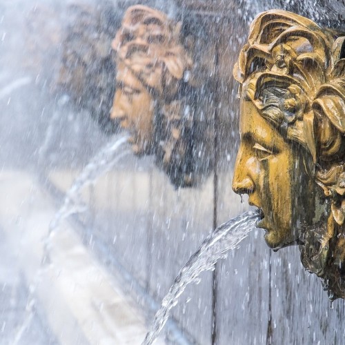 Автобусная экскурсия в Петергоф: Большой дворец, Малый дворец и фонтаны