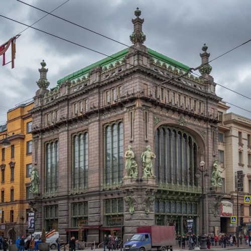 Петербург на машине времени: семейная экскурсия