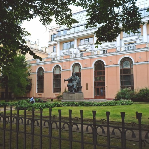 Театральный Петербург в мини-группе