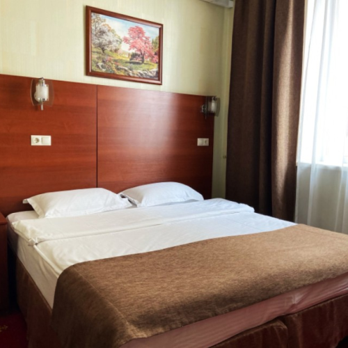 Самое яркое на Байкале: водные прогулки, поездка на поезде и энергия сакральных мест