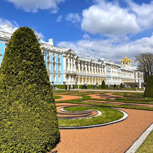 Пушкин, Павловск и Гатчина — знаменитые пригороды Петербурга