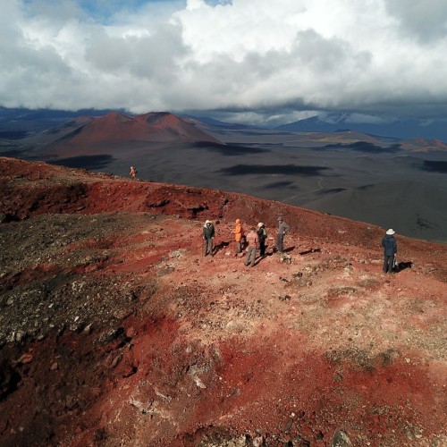 Джип-экспедиция своей компанией по экстремальному бездорожью к вулкану Плоский Толбачик