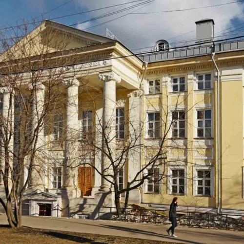 Хамовники: прогулка к усадьбе Льва Толстого