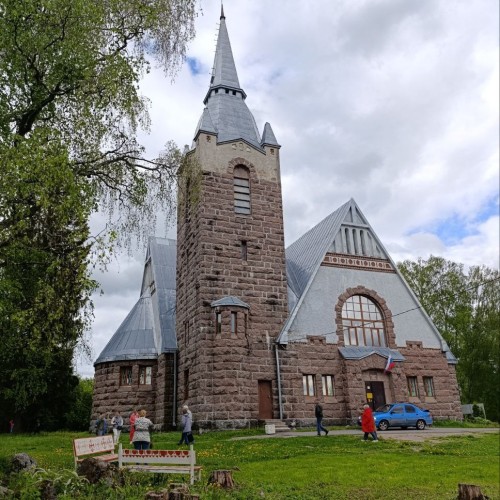 Из Санкт-Петербурга к забытому наследию Карельского перешейка (индивидуально)