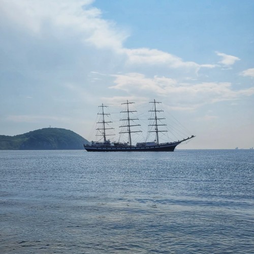 Город, море и сопки