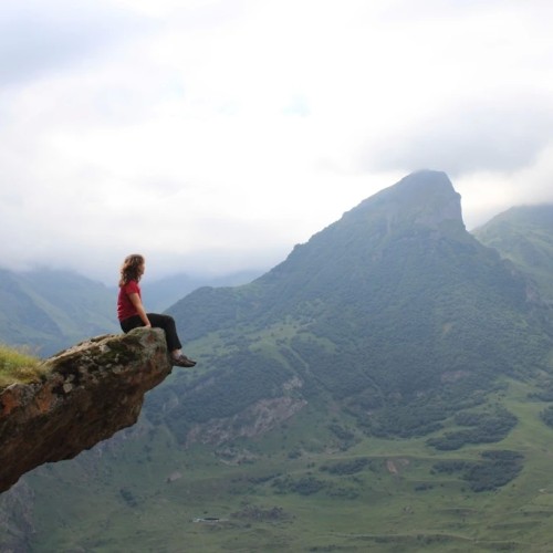 Россыпь цветов и мириады звёзд: астропоход в сердце гор (мини-группа)