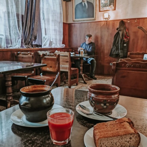 Квест по рюмочным Петербурга (18+)