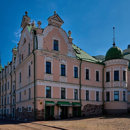 Яркий день в Выборге: замок, водная прогулка и дегустации