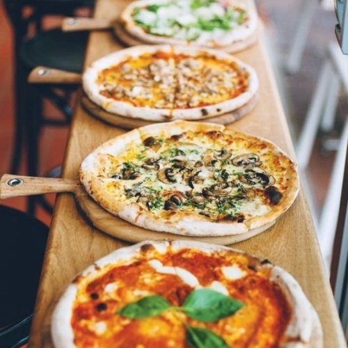 По гастробарам с кухней разных стран в Санкт-Петербурге