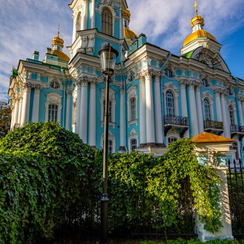 Православные святыни Петербурга: от Казанского собора до Оптиной пустыни