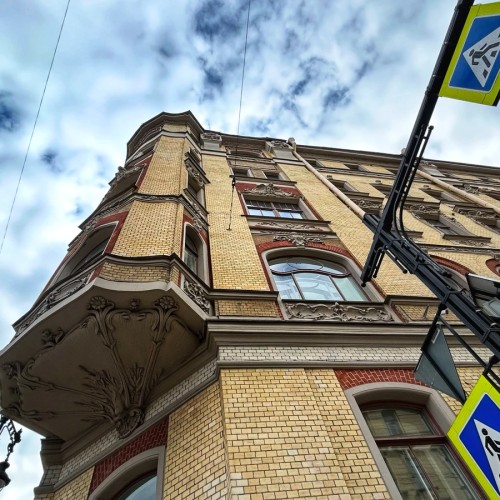 По Литейной части Петербурга — с фланёром