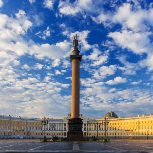 Трансфер из Пулково и экскурсия по must-see-местам Петербурга