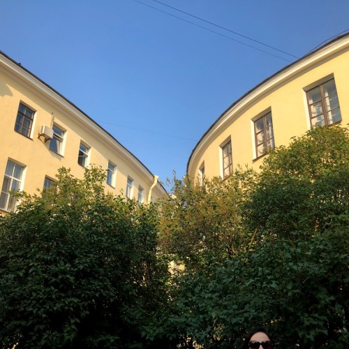 Фасады Пушкина, дворы Достоевского