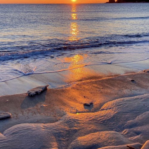 Индивидуальная перезагрузка на берегу заповедной бухты Петрова