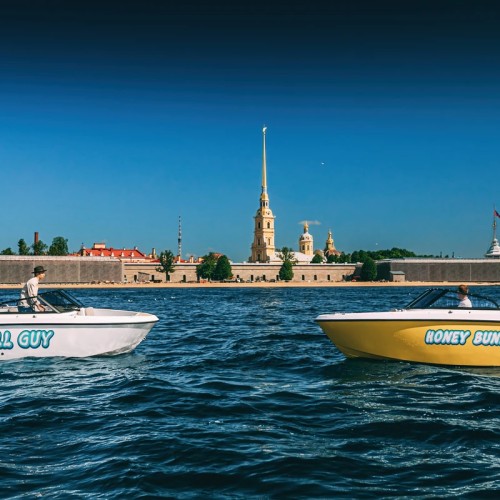 На красивом катере по Петербургу: индивидуальная прогулка