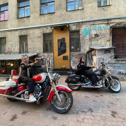 Ленинград — город рока. Экскурсия на мотоциклах