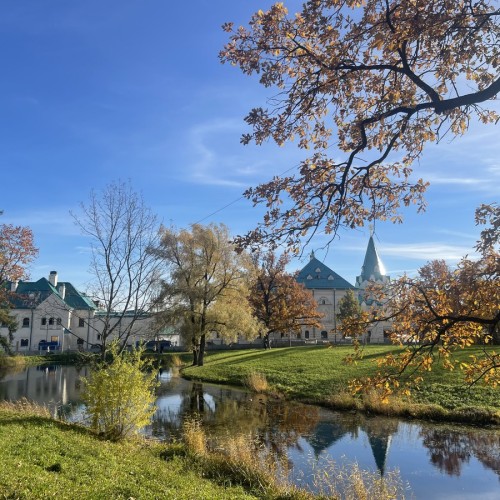 Любимая обитель Николая II в Царском селе — из Петербурга