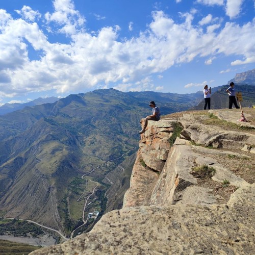 В объятиях гор Дагестана: красивые места, старинные башни и атмосферные аулы
