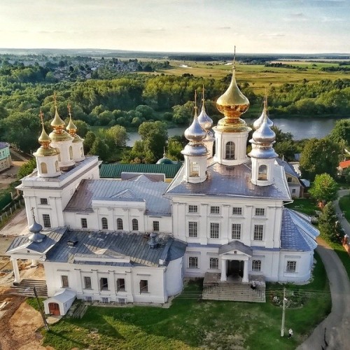 Автобусный тур по городам Владимирской и Ивановской областей с проживанием в спа-отеле