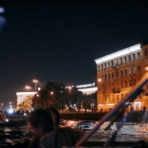 Ночная прогулка по малым рекам и каналам Петербурга