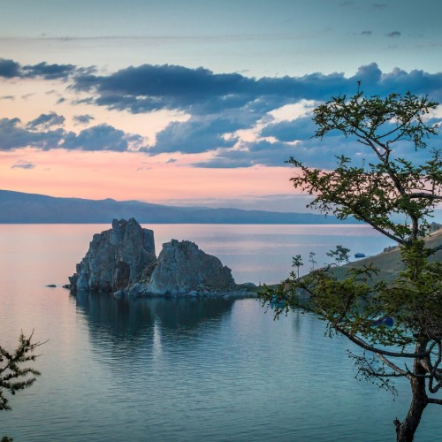 От бурятских святынь до сибирского Парижа: путешествие в мини-группе к Байкалу