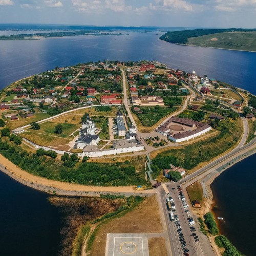 4 в 1: Иннополис, остров-град Свияжск, Раифа и Вселенский храм