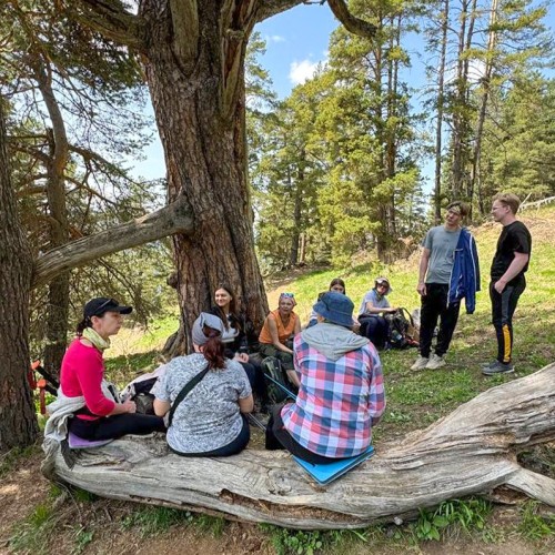 Весенний Архыз: треккинг налегке с проживанием в гостинице