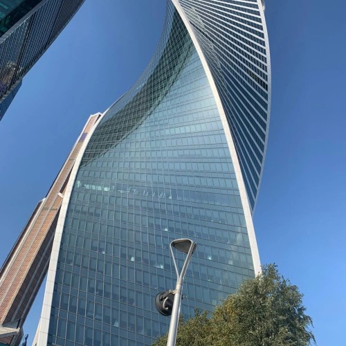 На автобусе — по красавице Москве