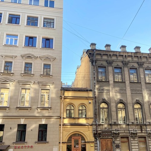 Самые необычные дома Петербурга