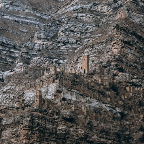 Влюбиться в Дагестан: активный отдых у озера и знаковые локации