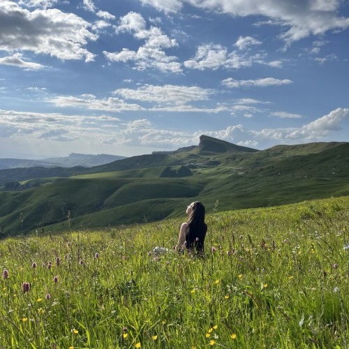 Если с другом вышел в путь: треккинги в Архызе в компании маламута (в мини-группе)