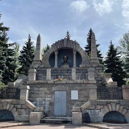 Города-самородки Сибири и Урала: Тюмень, Курган, Челябинск, Сысерть, Екатеринбург