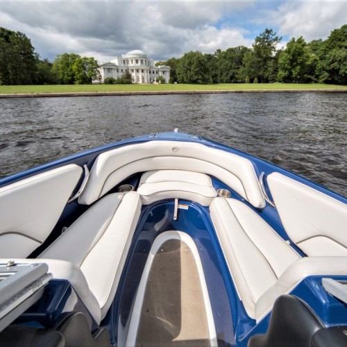 Лучший взгляд на Петербург: прогулка на персональном катере