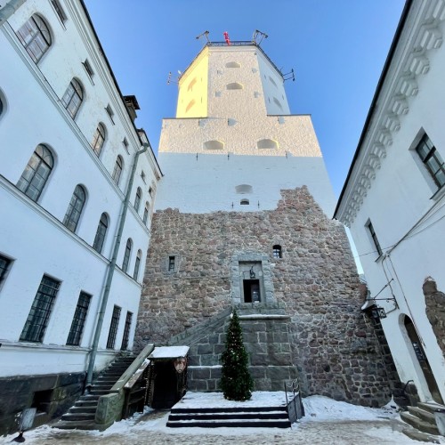 Весь Выборг за один день — на «Ласточке» из Санкт-Петербурга