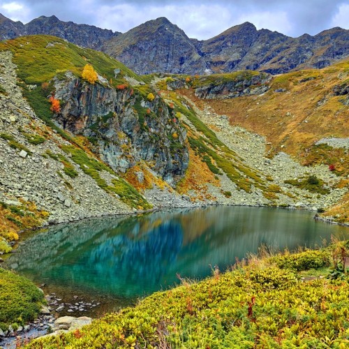 В горы — от суеты и забот: треккинг в Архызе без рюкзаков